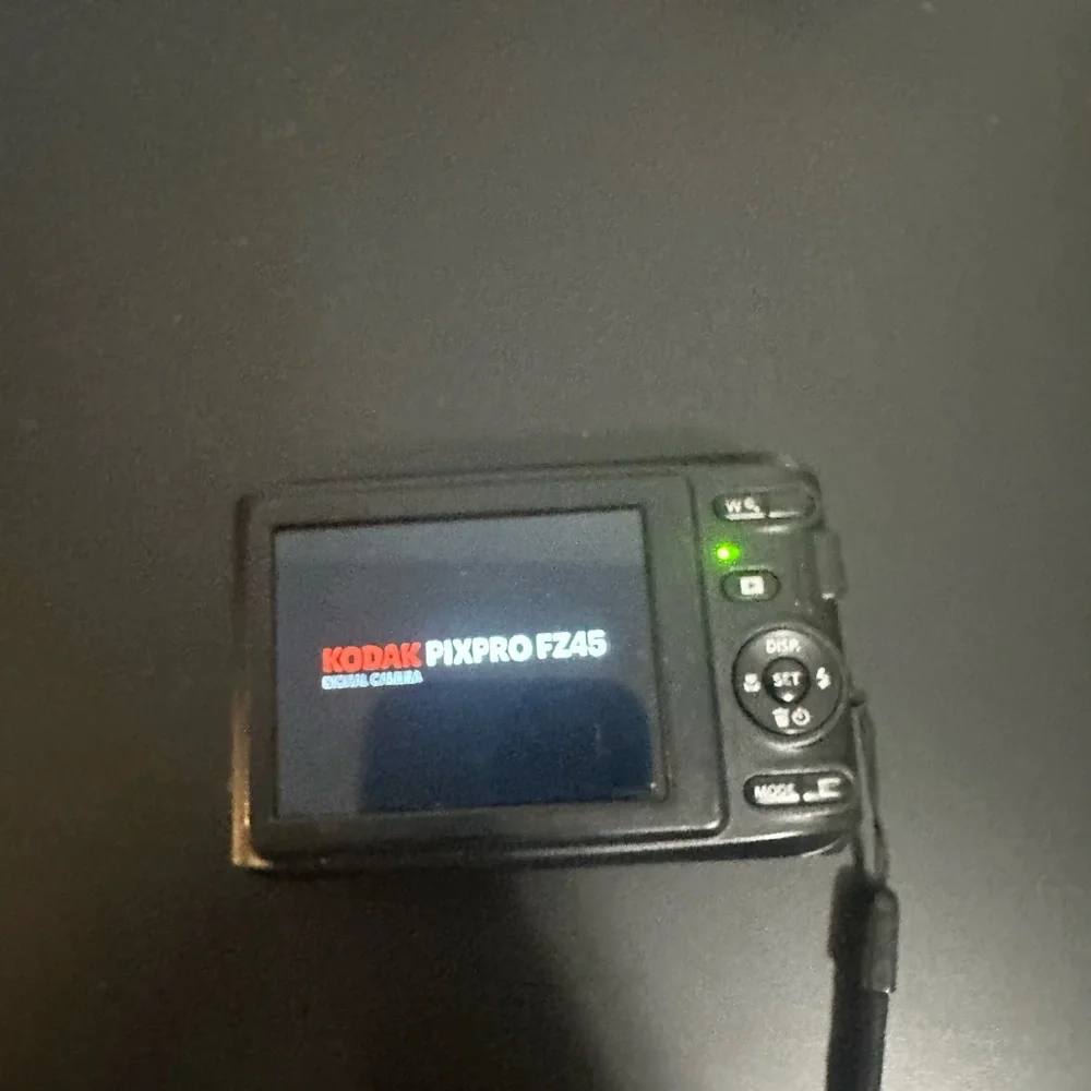 Kodak Metallic Red Digital Camera W/ LENS ERROR
